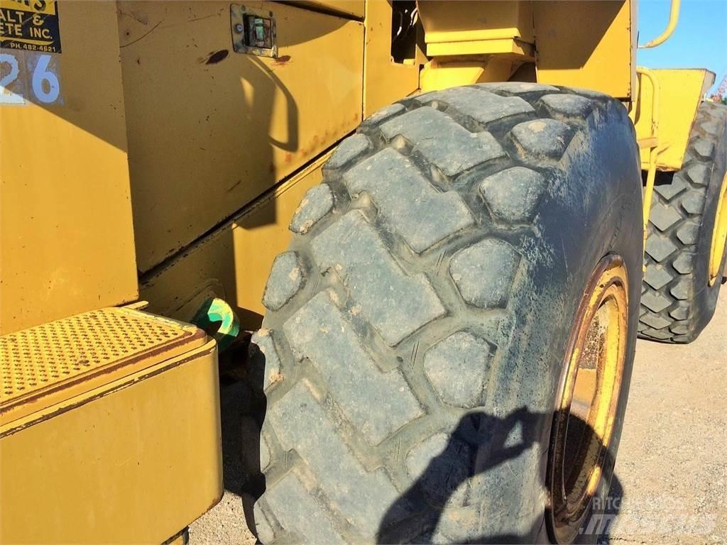 CAT 950F Фронтальные погрузчики