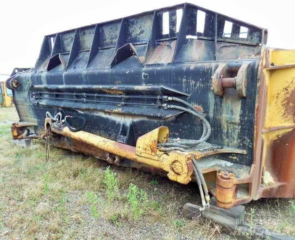 CAT D11 Бульдозерные отвалы