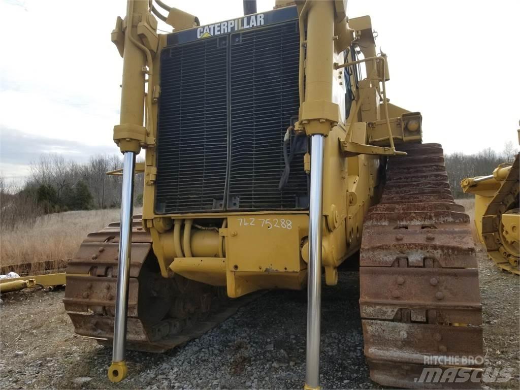 CAT D11N Гусеничные бульдозеры