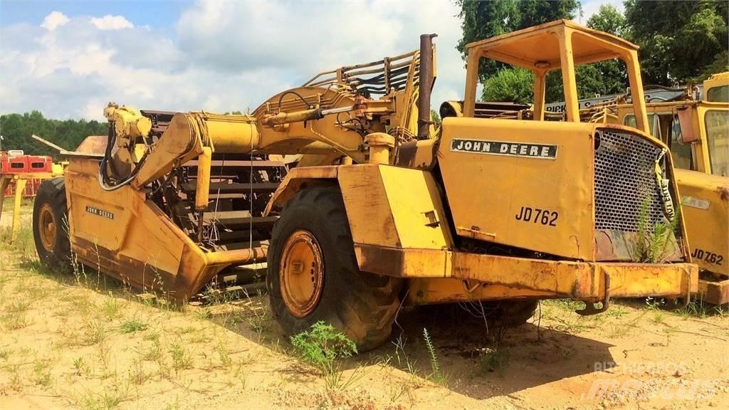 John Deere 762 Скреперы