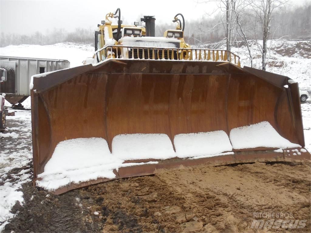 Komatsu D475A-3 Гусеничные бульдозеры
