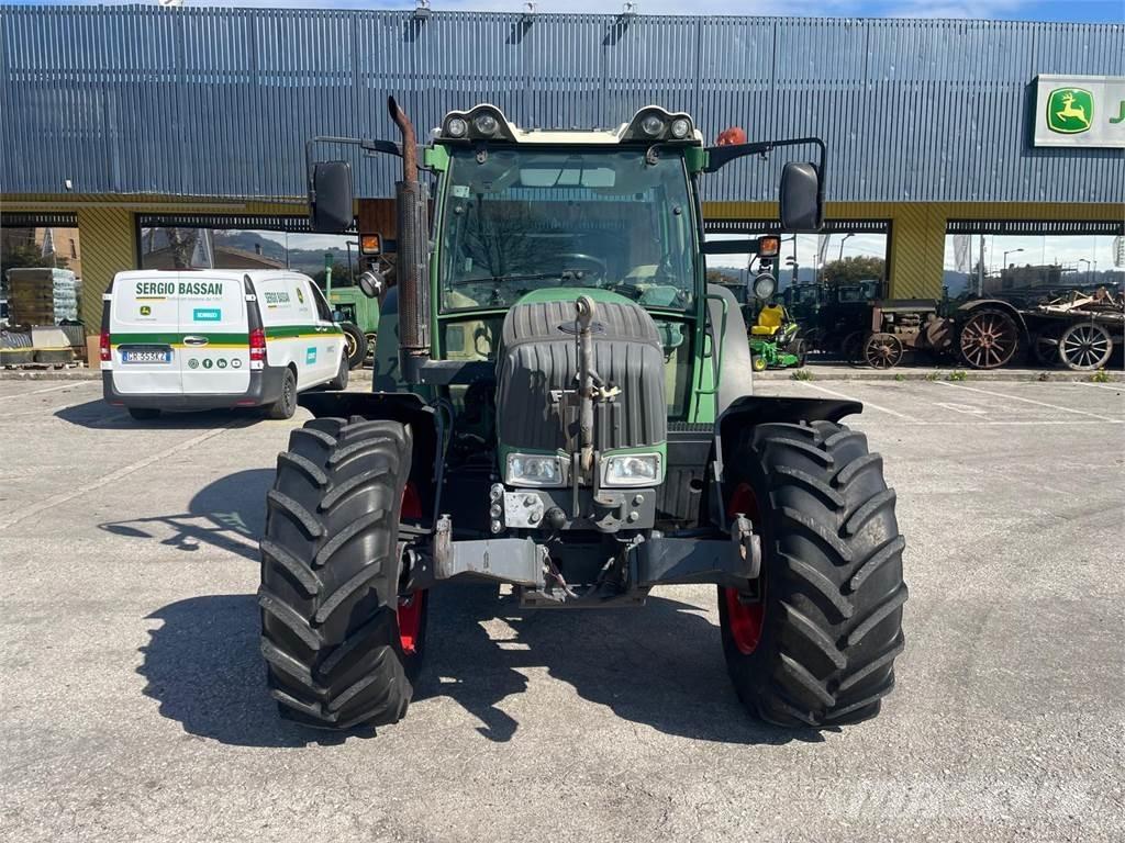 Fendt 211 VARIO Трактора