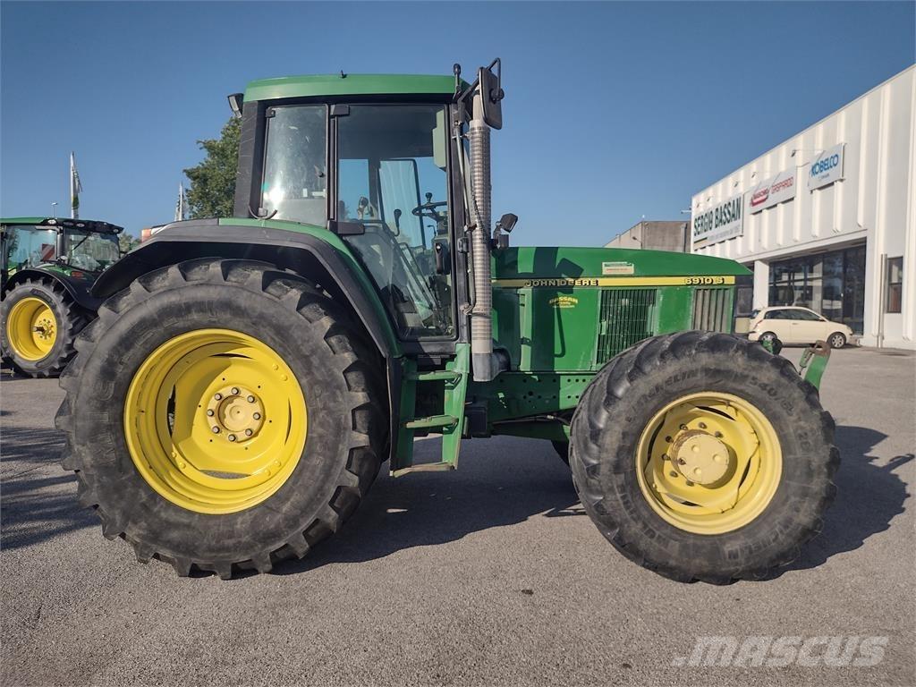 John Deere 6910 S Трактора