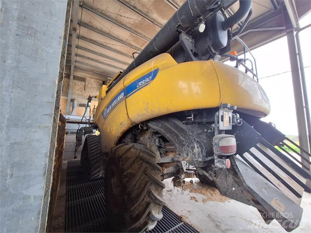 New Holland CR9.90 Зерноуборочные комбайны