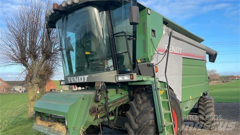 Fendt 6330 Зерноуборочные комбайны