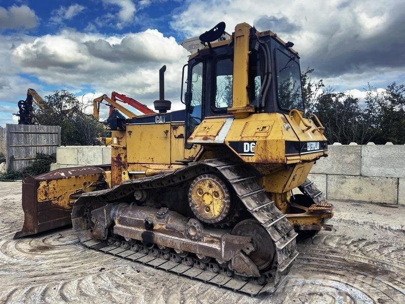 CAT D6M Гусеничные бульдозеры
