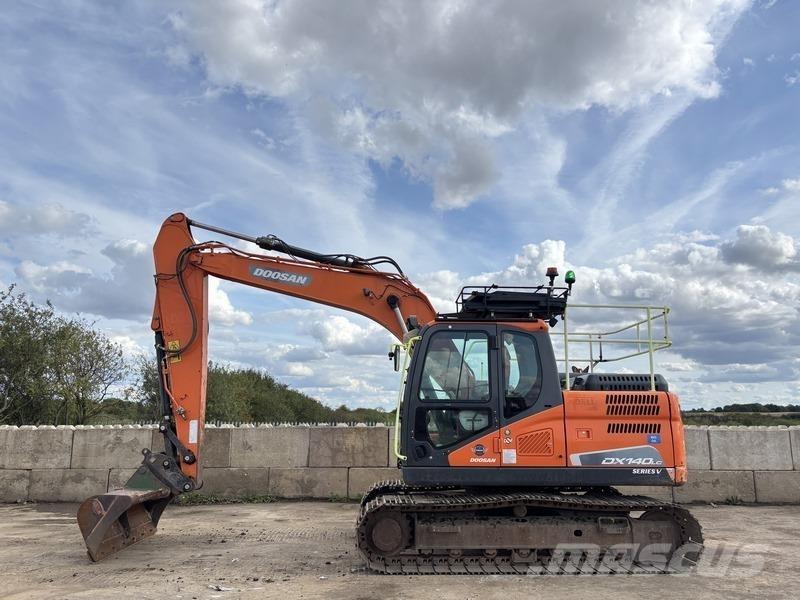 Doosan DX140LC-5 Гусеничные экскаваторы
