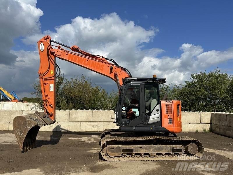 Hitachi ZX135 Гусеничные экскаваторы