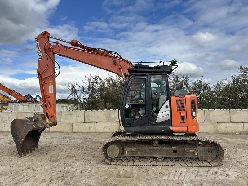 Hitachi ZX135 US-6 Гусеничные экскаваторы