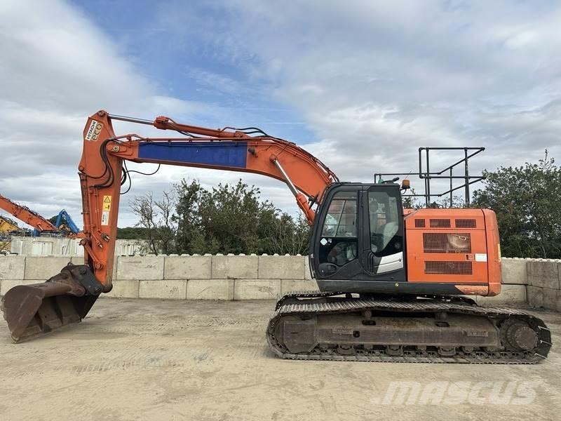 Hitachi ZX225USRLC-6 Гусеничные экскаваторы