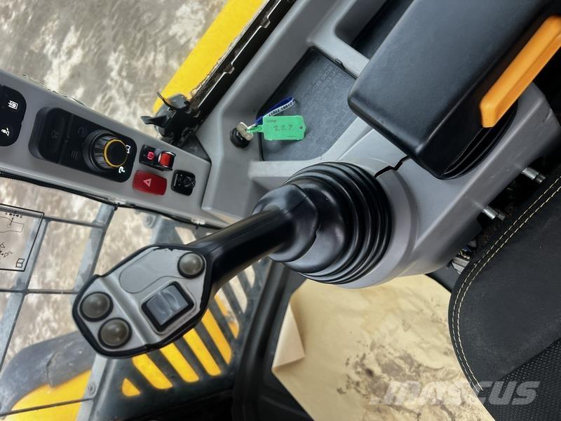 JCB 457 WHT T4F Строительная техника - Другие