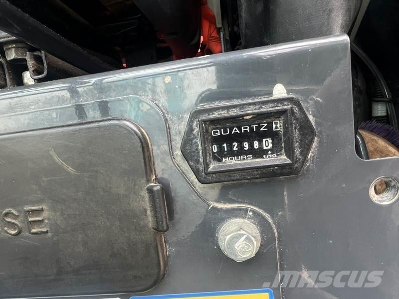 Kobelco SK28SR-6E Мини-экскаваторы