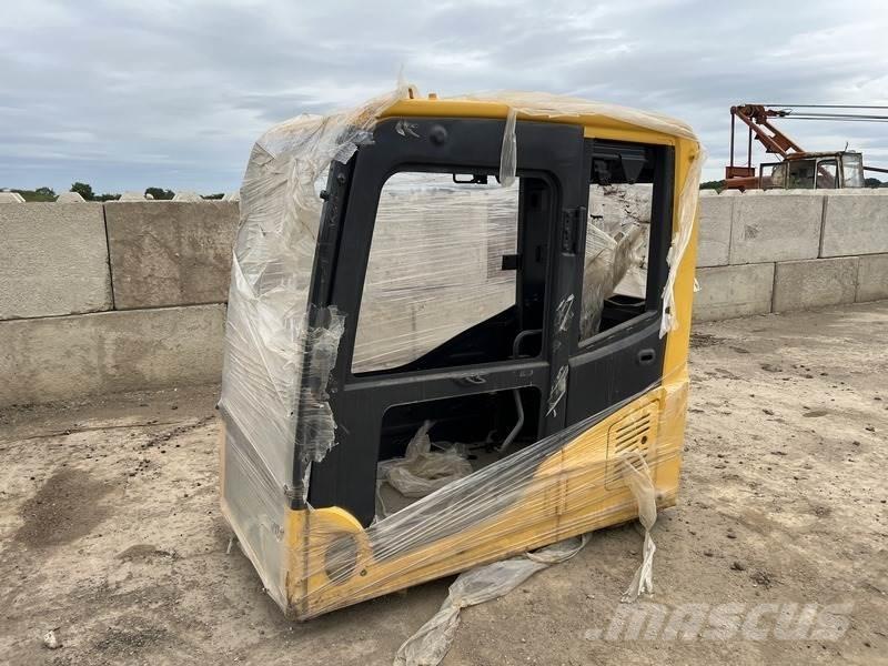 Komatsu PC130-8 Строительная техника - Другие