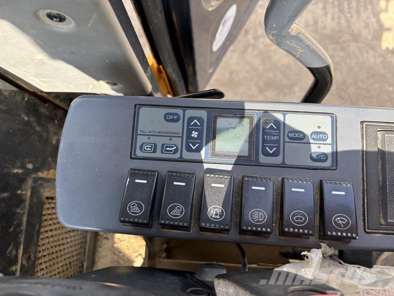 LiuGong CLG915E Гусеничные экскаваторы