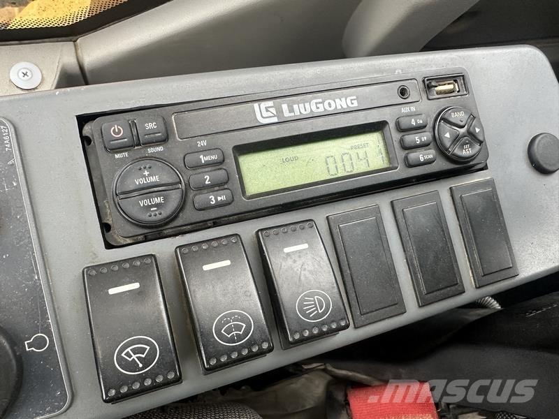 LiuGong CLG922 Гусеничные экскаваторы