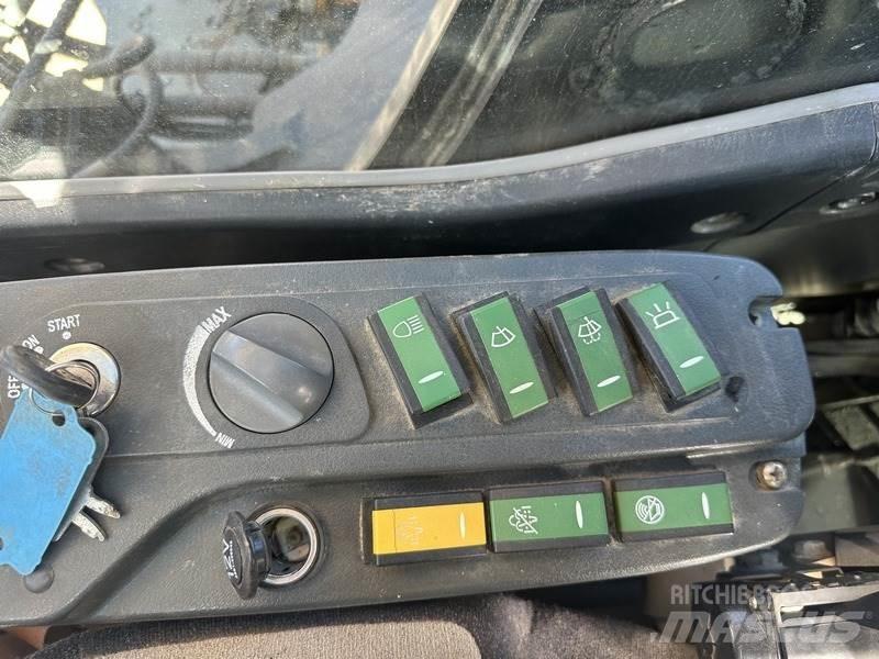 Sany SY265C LC Гусеничные экскаваторы