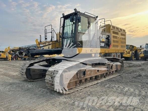 CAT 390FL Гусеничные экскаваторы