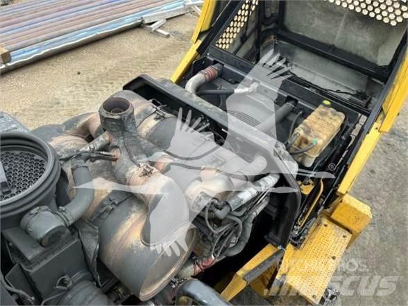 CAT 980M Фронтальные погрузчики