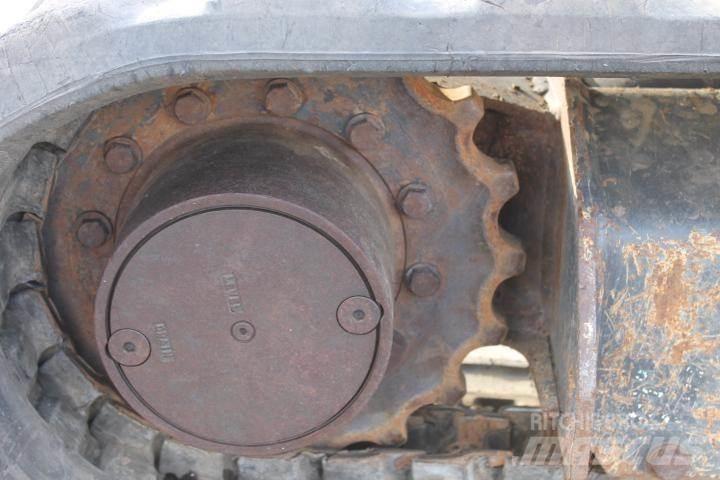 Komatsu PC55MR-3 Гусеничные экскаваторы
