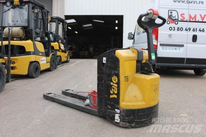 Yale MP20AC Ручные электрические тележки