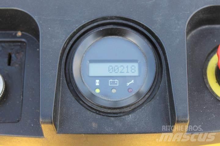 Yale MS12AC Ручные штабелёры с электроподъёмом
