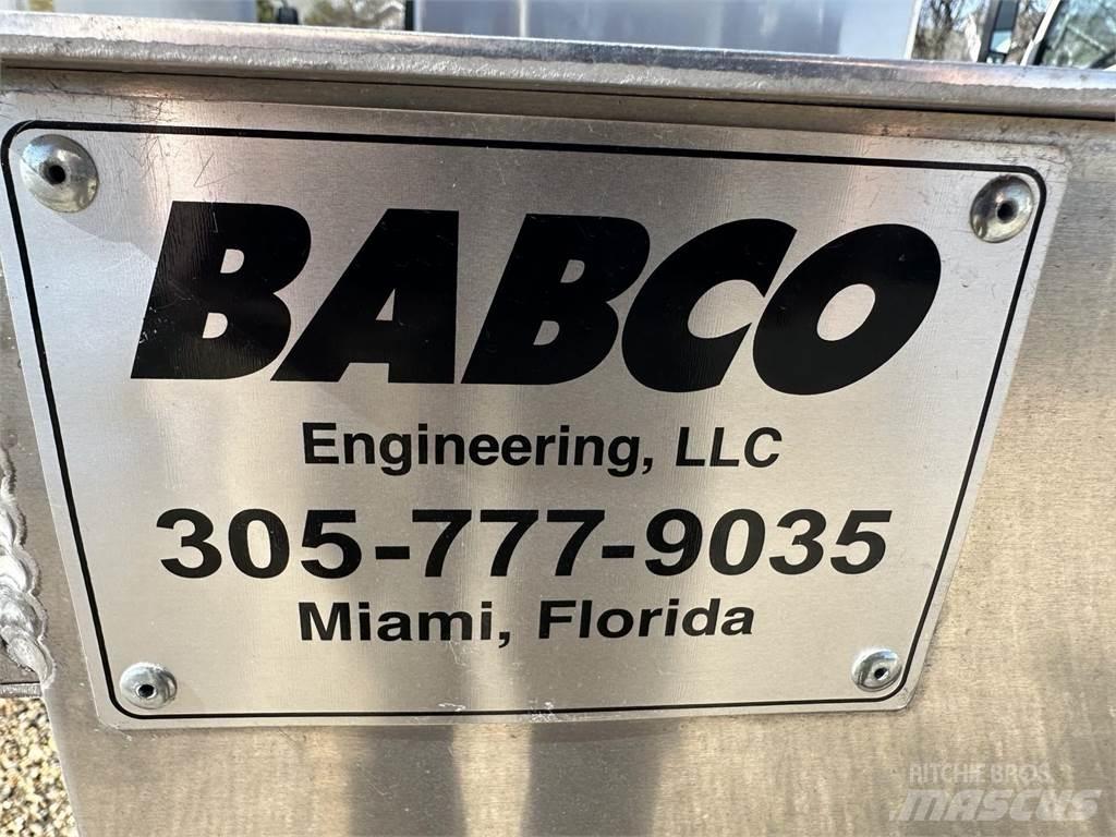  BABCO 14 Foot Специальные грузовики