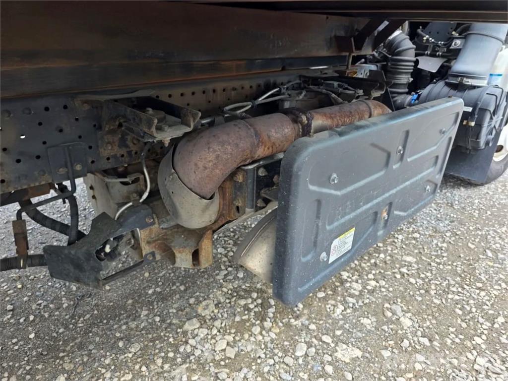 Chevrolet 4500 Грузовики-Фургоны