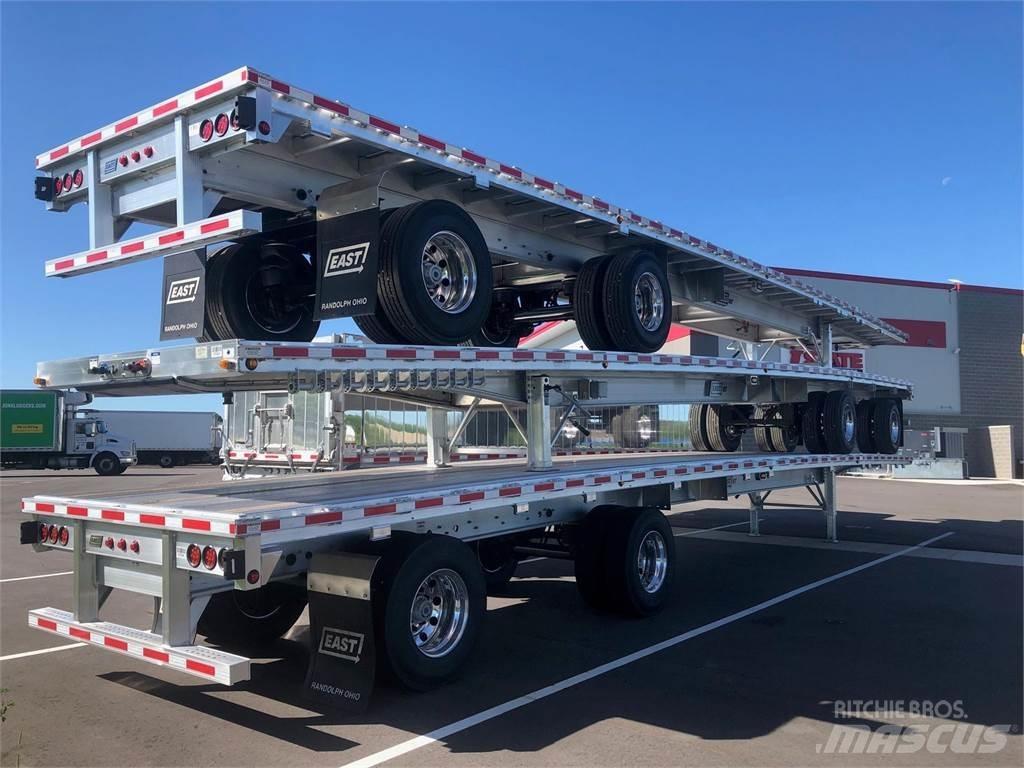 East Mfg FLATBED Прицепы-платформы/боковая разгрузка