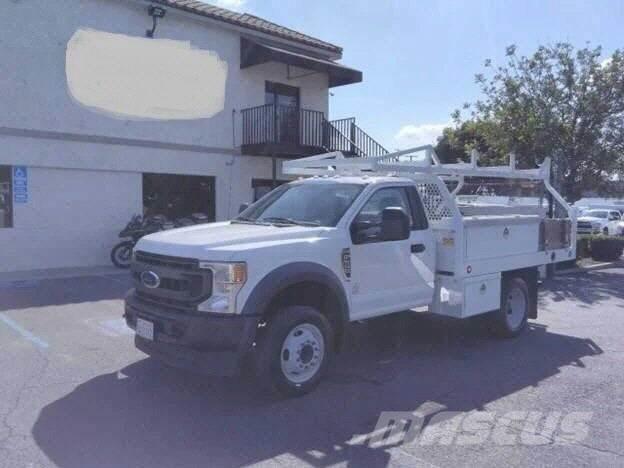 Ford F550 CONTRACTOR Грузовики-Фургоны
