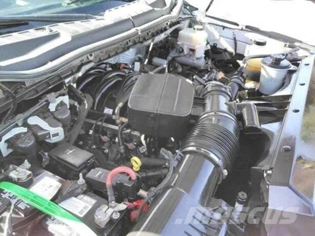 Ford F550 CONTRACTOR Грузовики-Фургоны