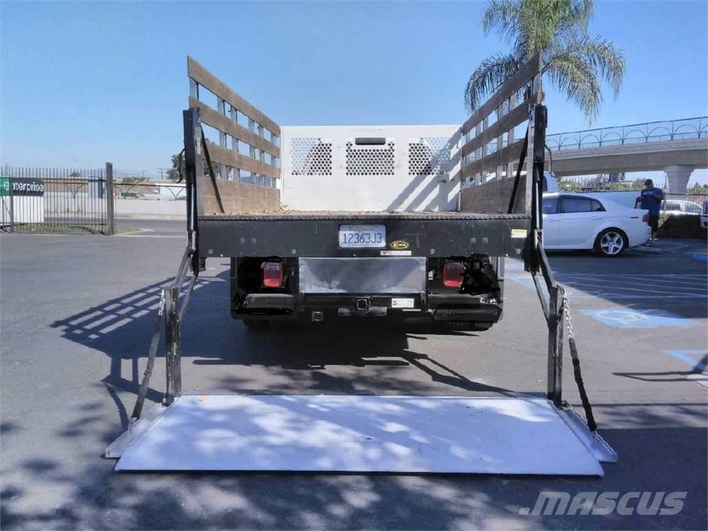 Ford F550 CREW CAB 4 Грузовики-Фургоны