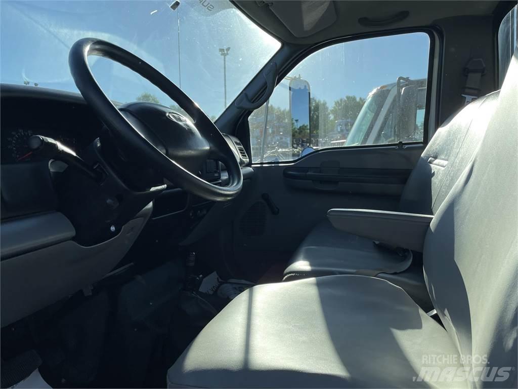 Ford F650 Специальные грузовики