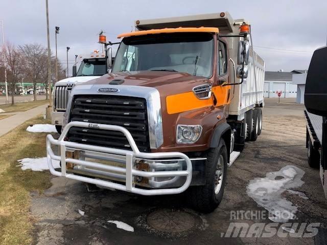 Freightliner 114SD Шасси с кабиной