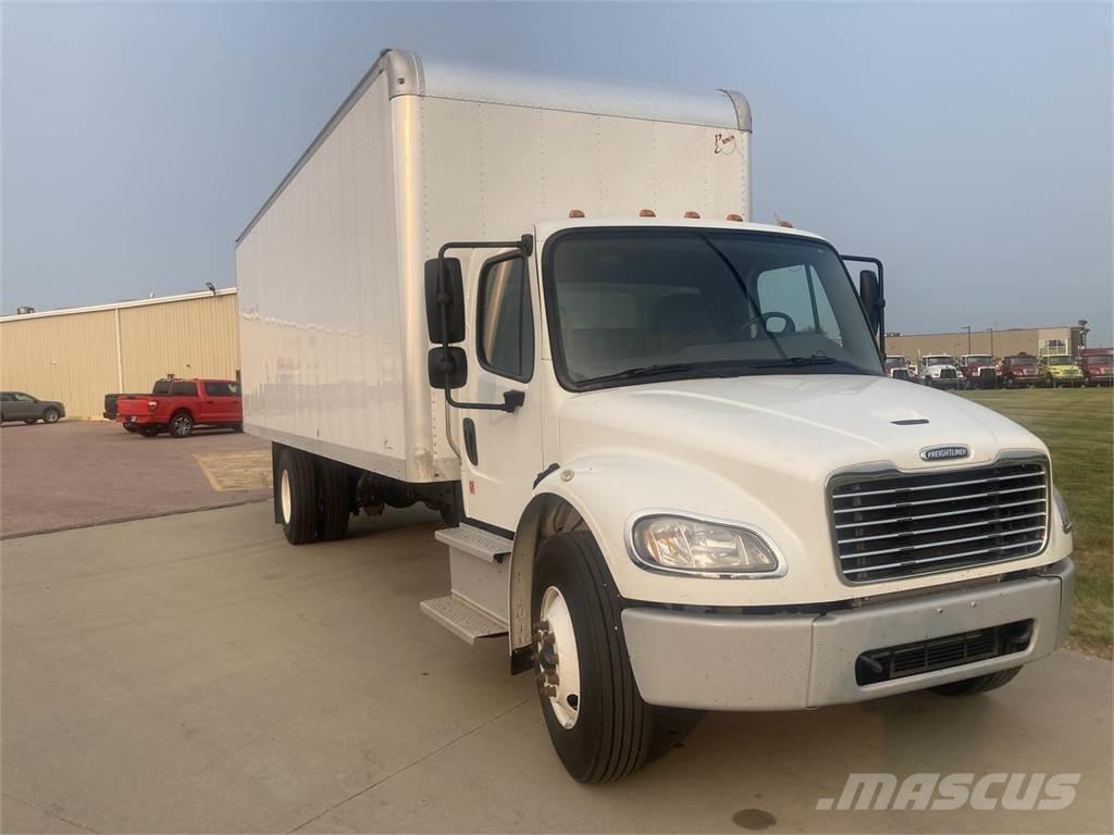 Freightliner M2 106 Шасси с кабиной