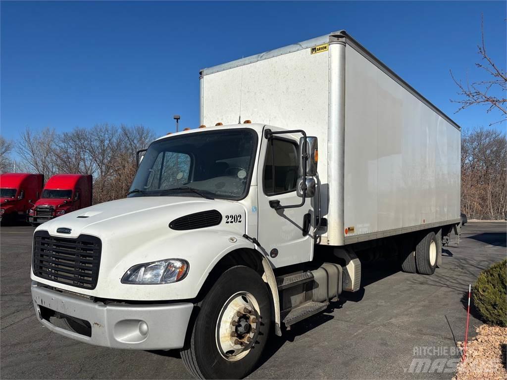 Freightliner M2 106 Грузовики-Фургоны