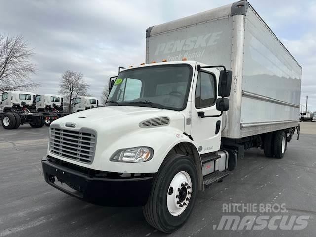Freightliner M2106 Грузовики-Фургоны