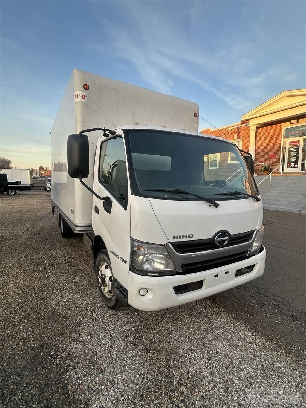 Hino 155 Грузовики-Фургоны