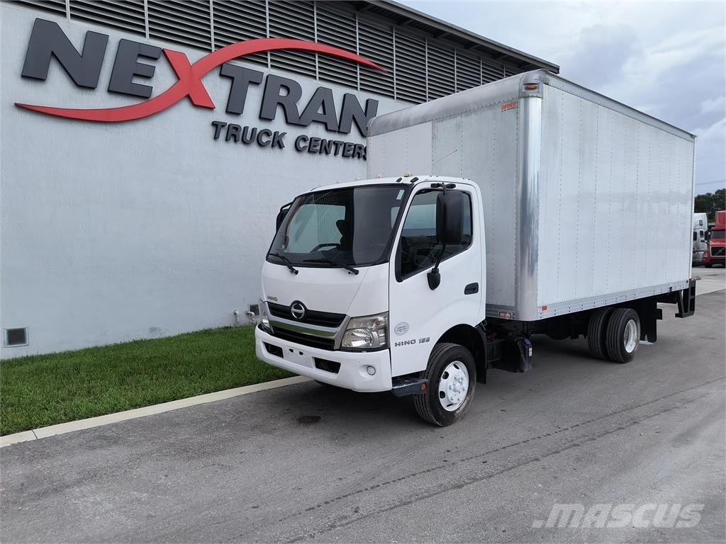 Hino 155 Грузовики-Фургоны