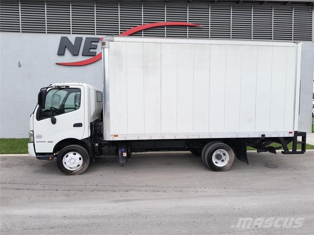 Hino 155 Грузовики-Фургоны