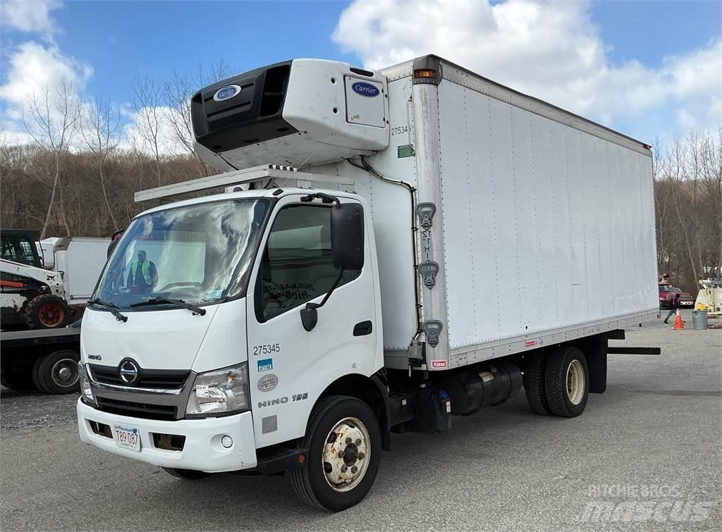 Hino 195 Грузовики-Фургоны