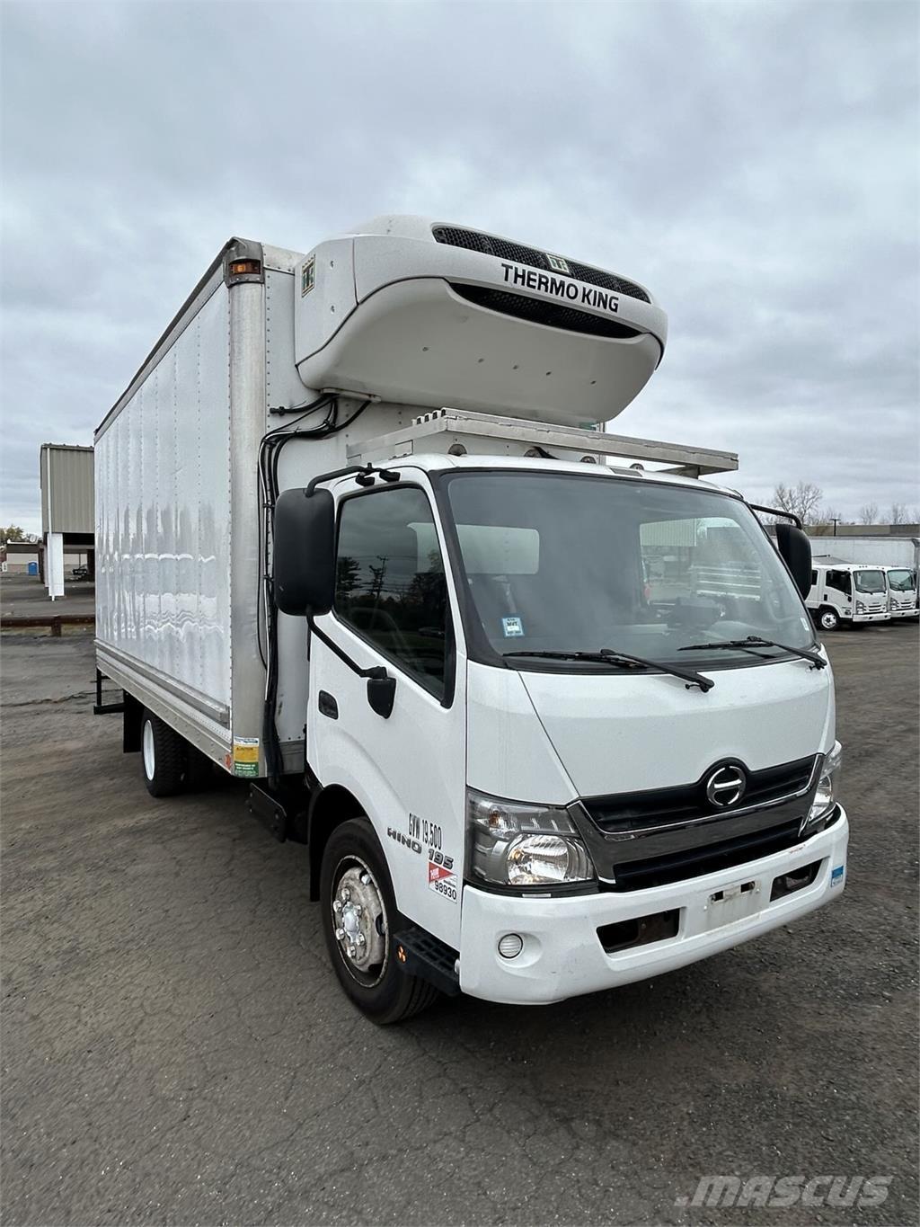 Hino 195 Грузовики-Фургоны