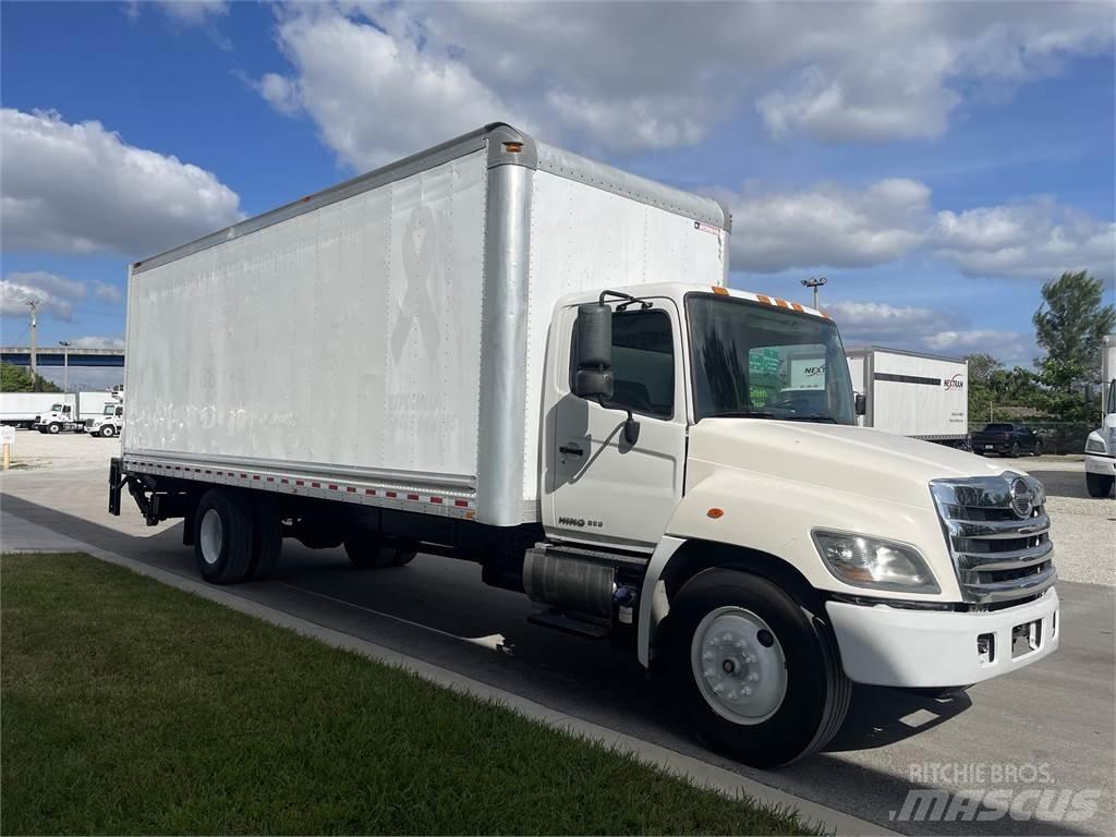 Hino 268 Грузовики-Фургоны