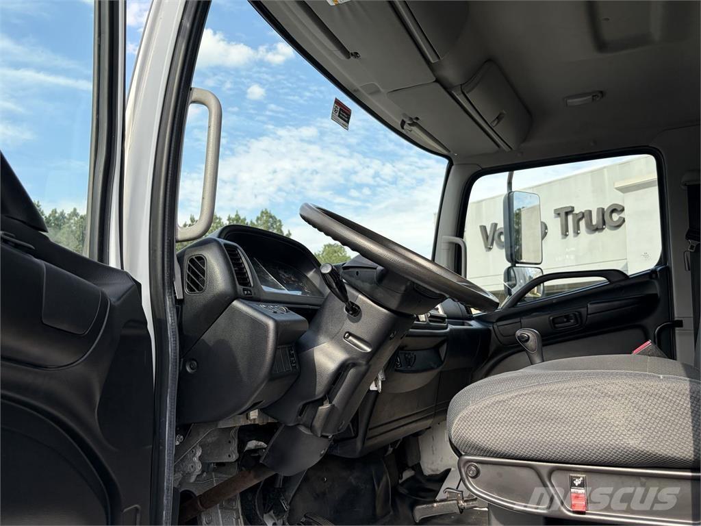 Hino 268 Грузовики-Фургоны