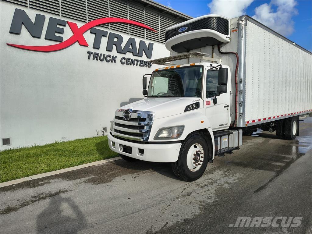 Hino 268A Грузовики-Фургоны