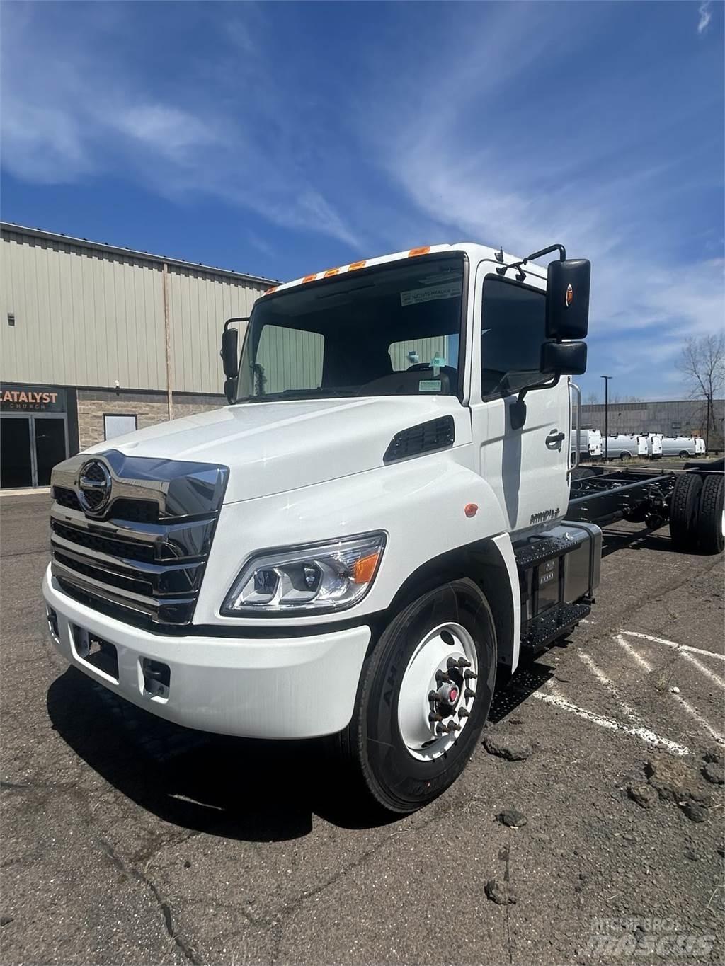 Hino L6 Шасси с кабиной