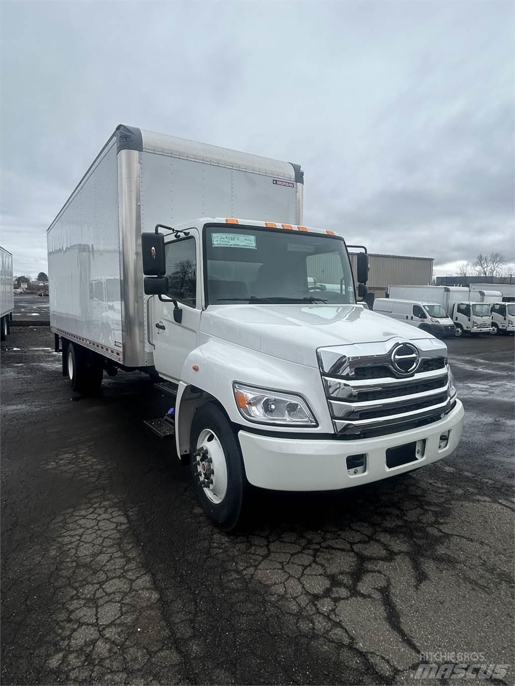 Hino L6 Грузовики-Фургоны
