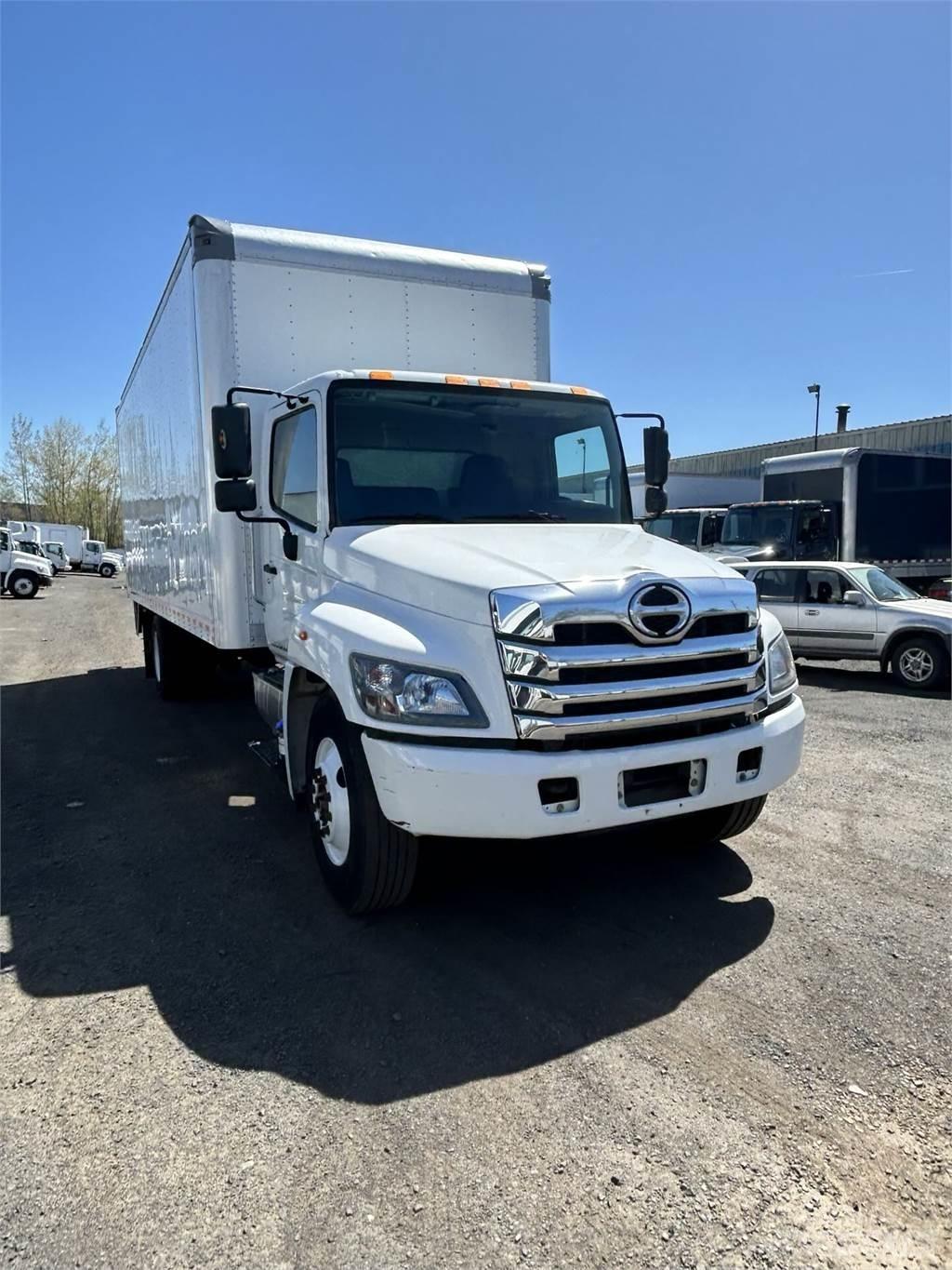 Hino L6 Грузовики-Фургоны