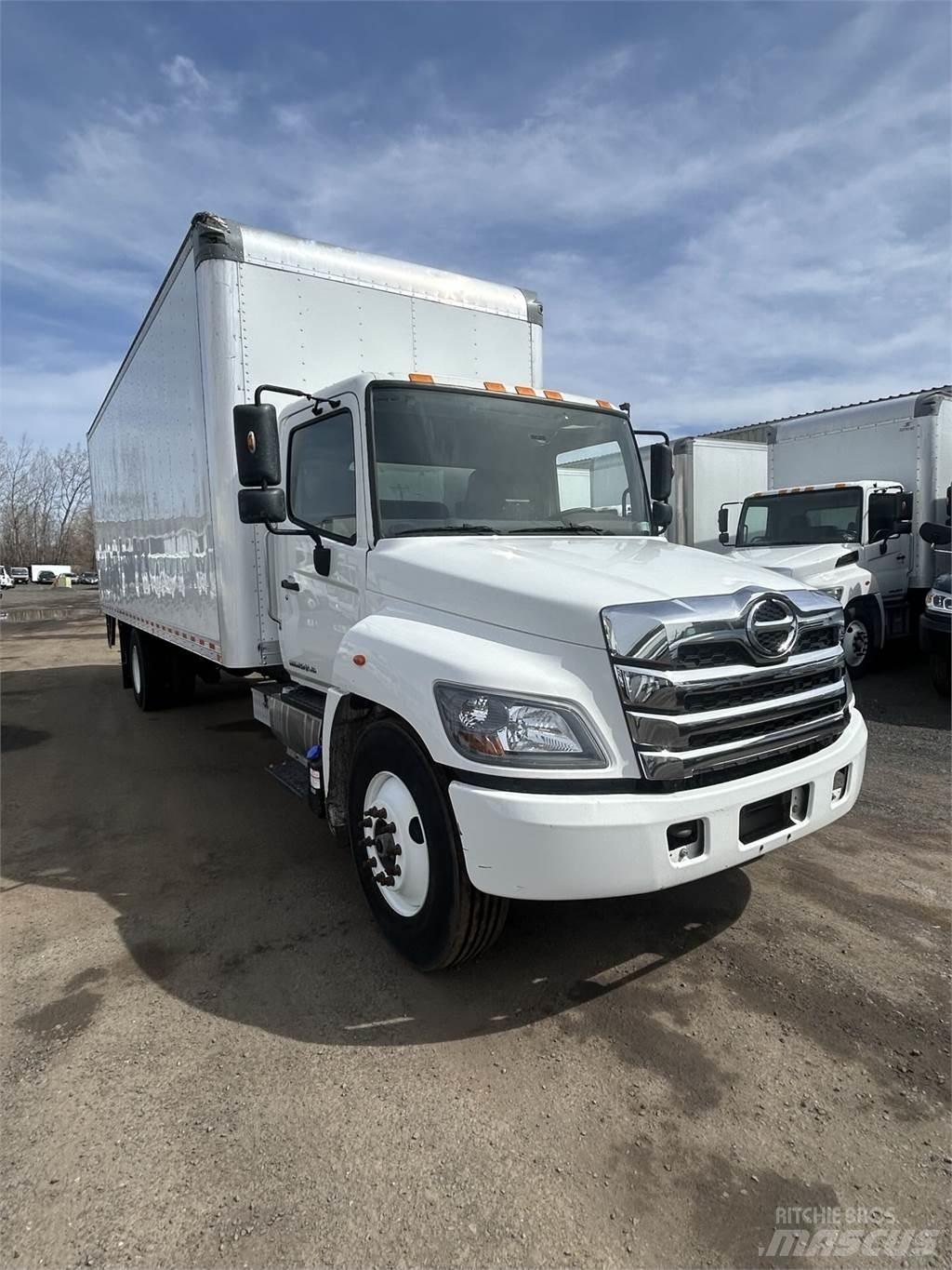 Hino L6 Грузовики-Фургоны