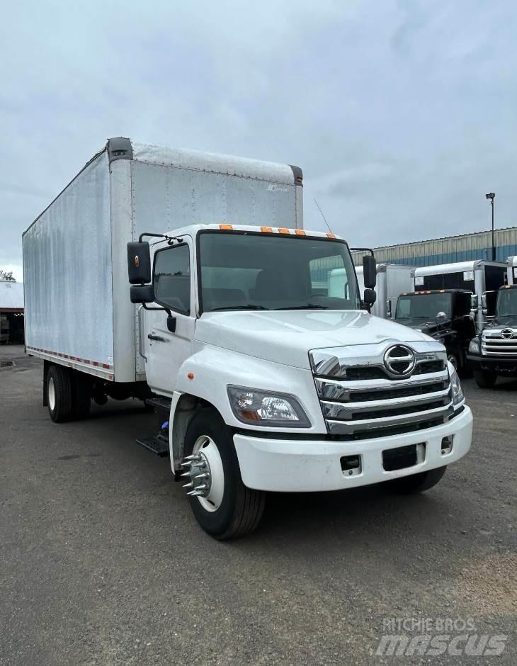Hino L6 Грузовики-Фургоны