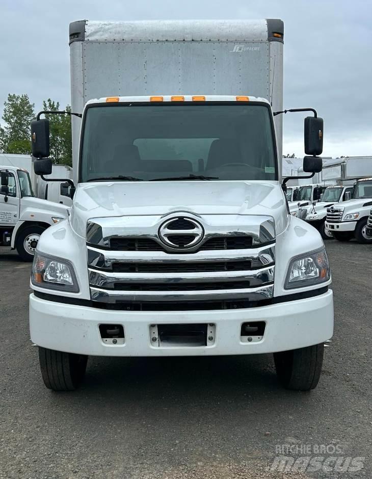 Hino L6 Грузовики-Фургоны